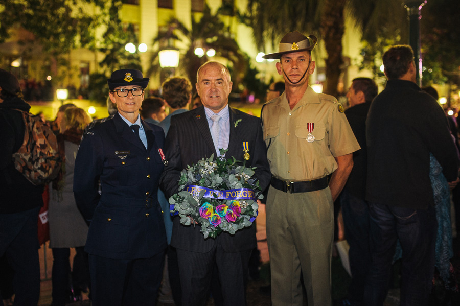 2015 04 26 BrisbaneWreathlaying2